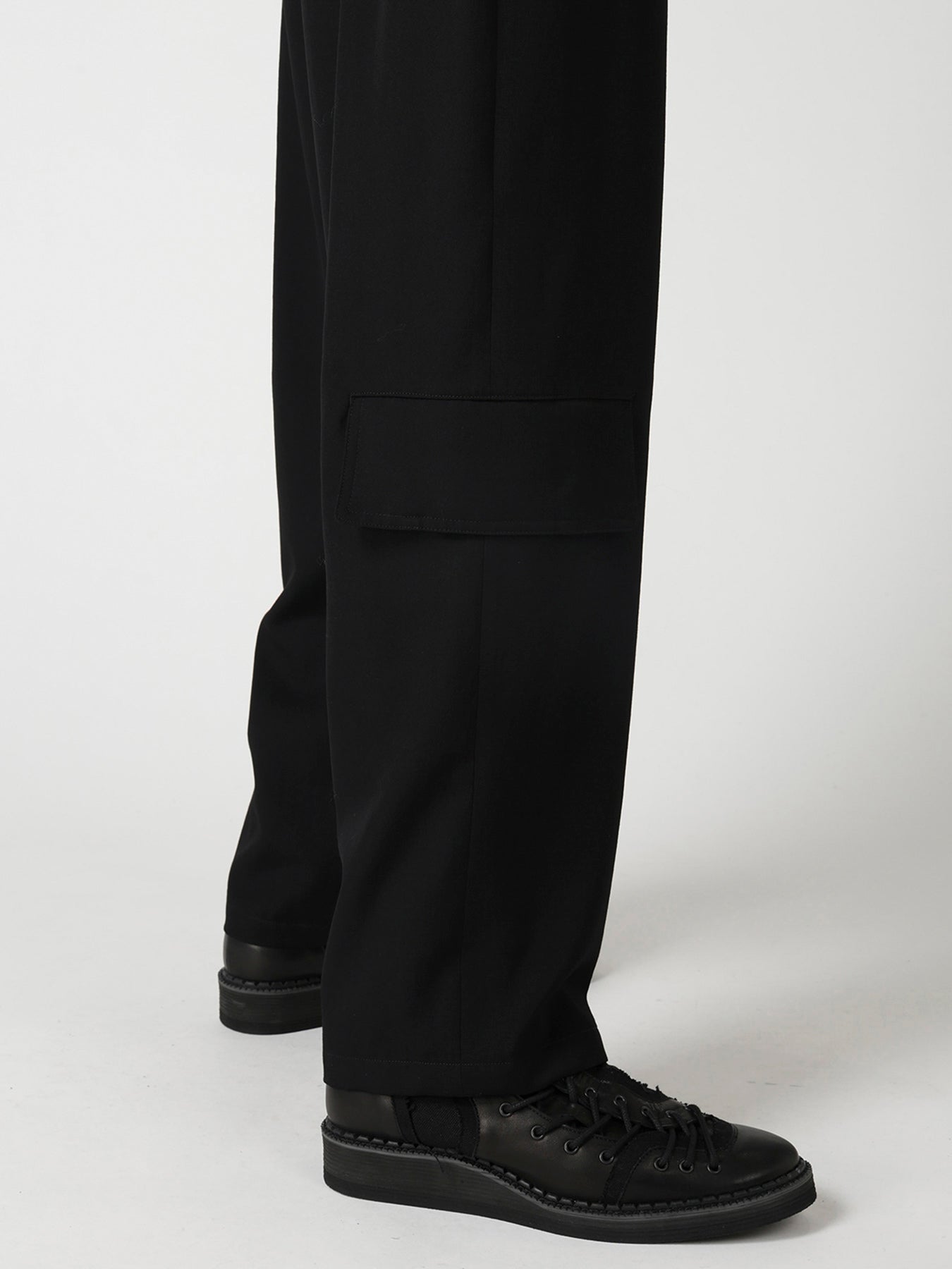 RE GABARDINE SIDE POCKET STRING PANTS