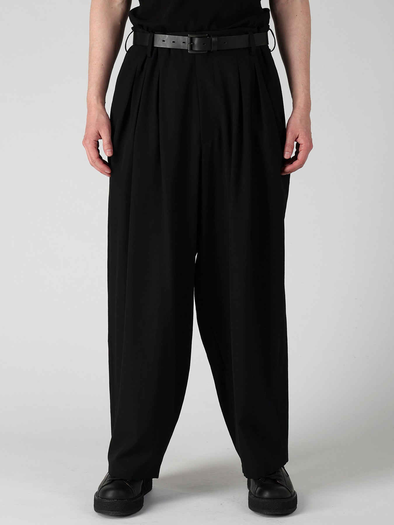 WOOL GABARDINE 12TUCKS PANTS