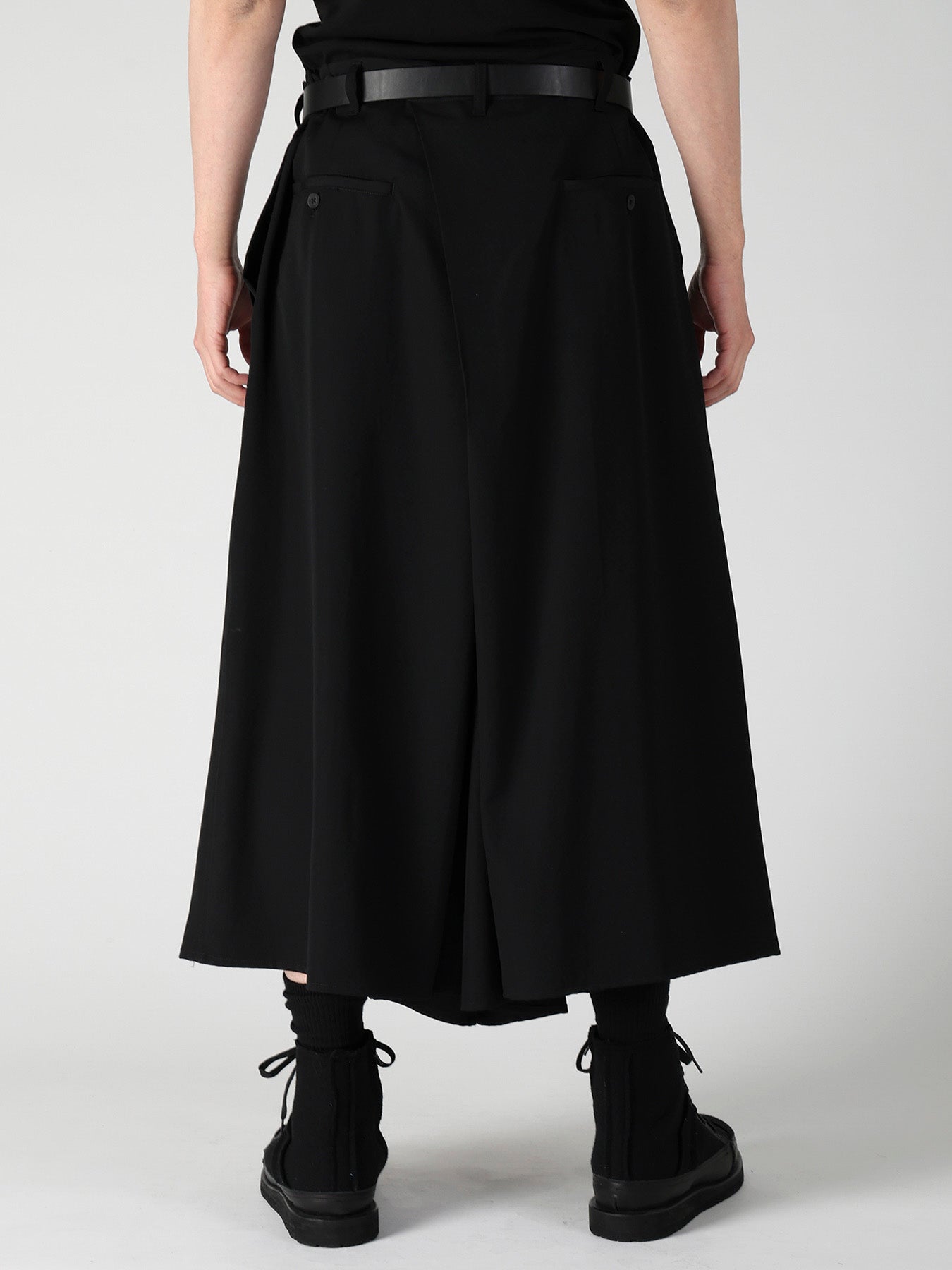 WOOL GABARDINE HAKAMA PANTS