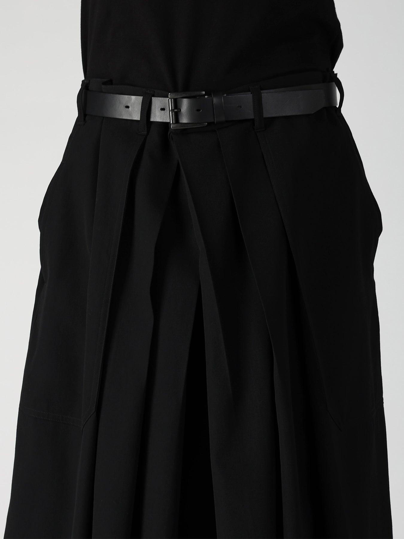 WOOL GABARDINE HAKAMA PANTS