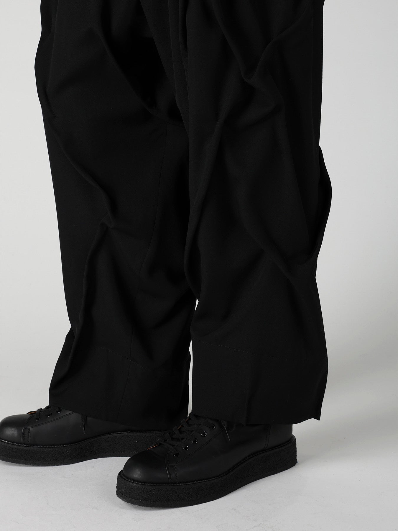 WOOL GABARDINE RANDOM TUCK PANTS – THE SHOP YOHJI YAMAMOTO