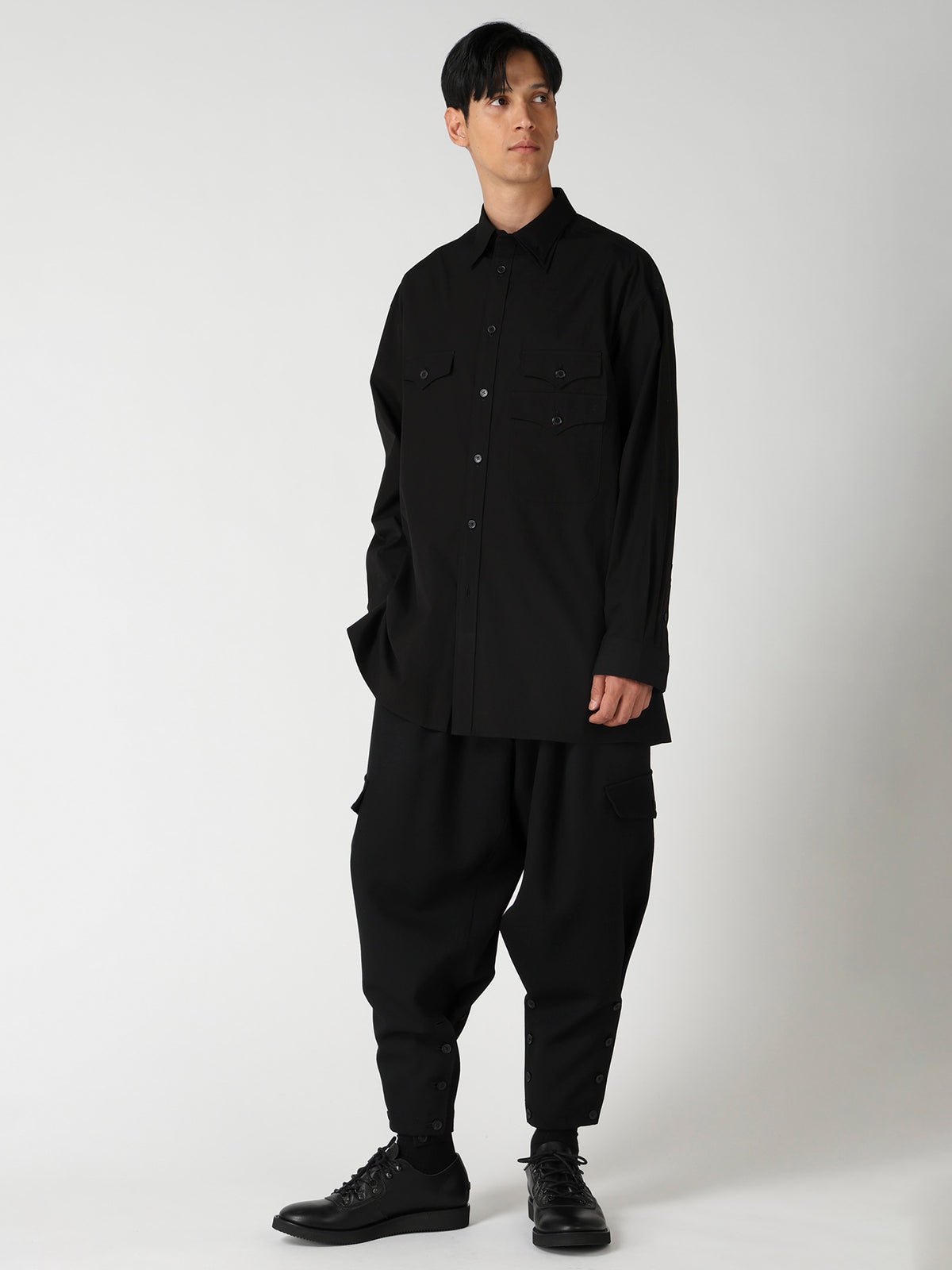 ARMY GABARDINE HEM BUTTON PANTS