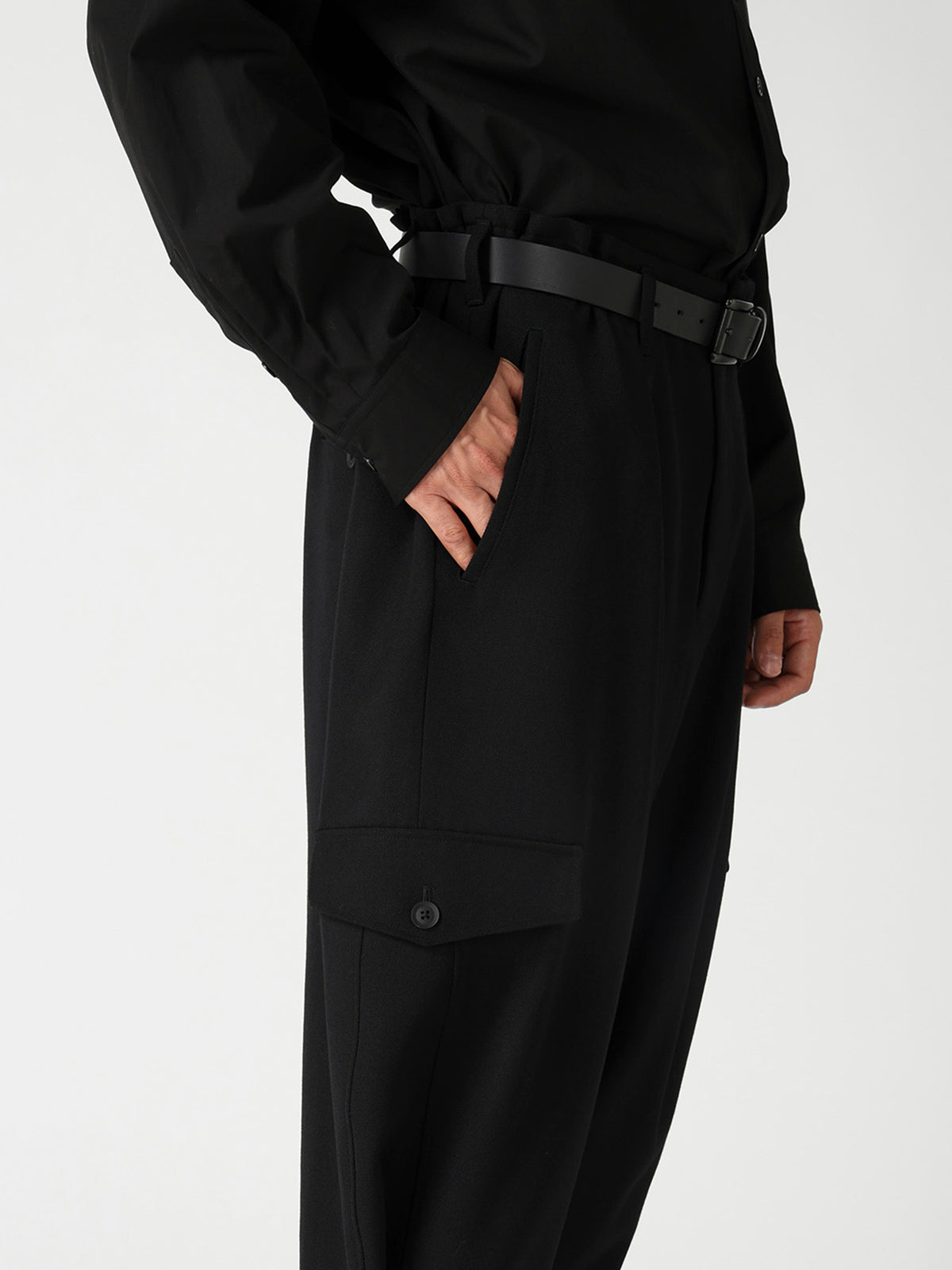 ARMY GABARDINE HEM BUTTON PANTS