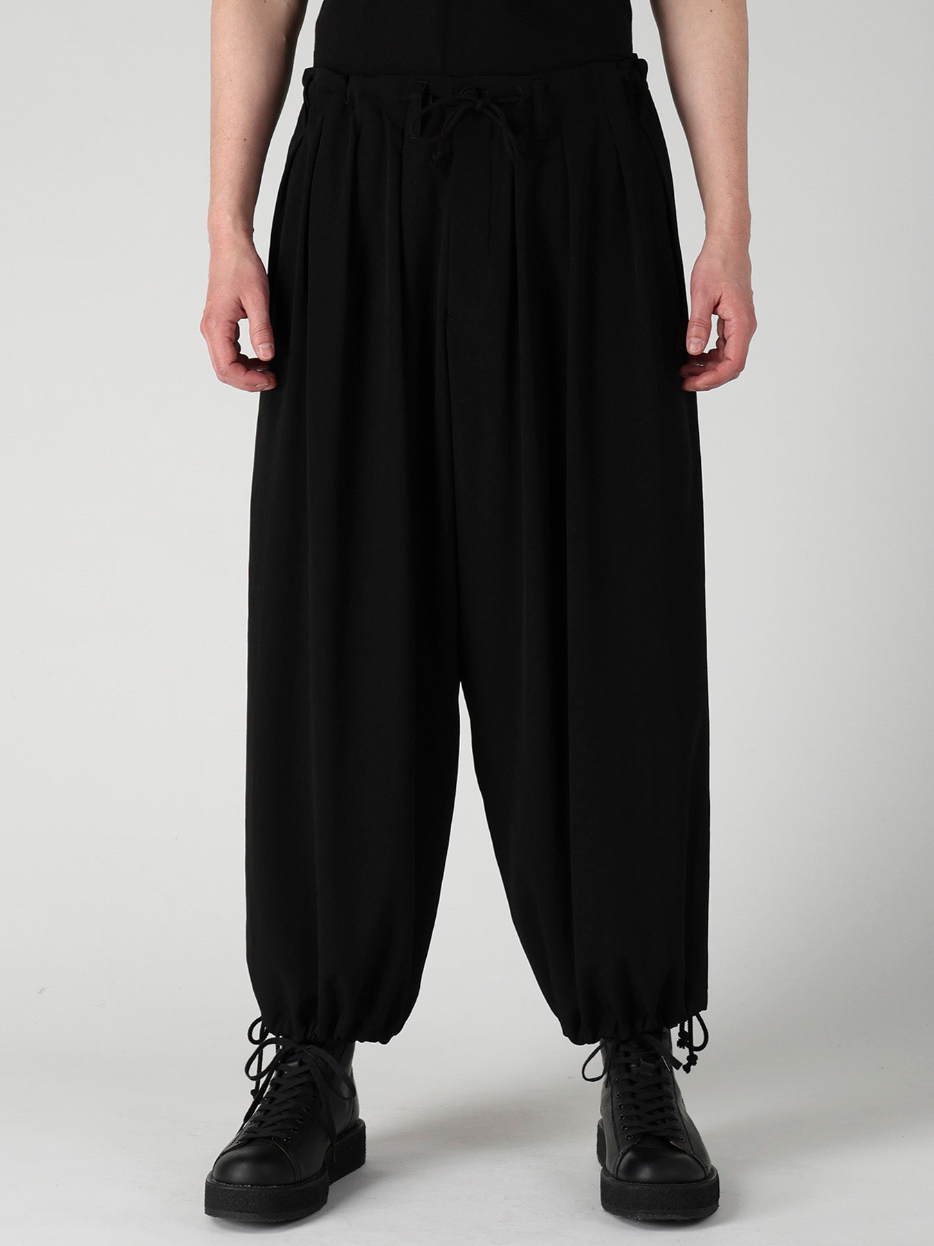 TA TUXEDO STANDAED BALLON PANTS
