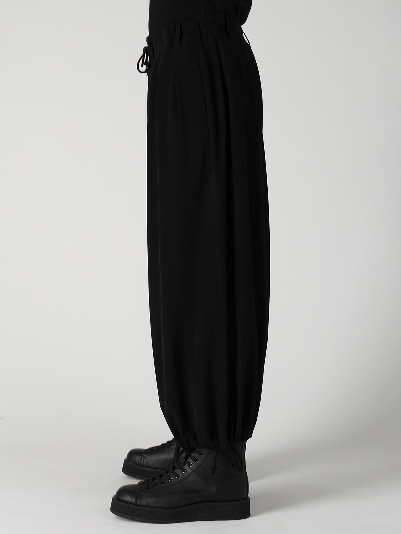 TA TUXEDO STANDAED BALLON PANTS
