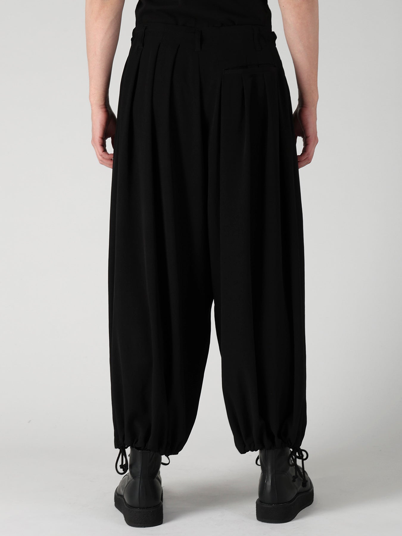 TA TUXEDO STANDAED BALLON PANTS