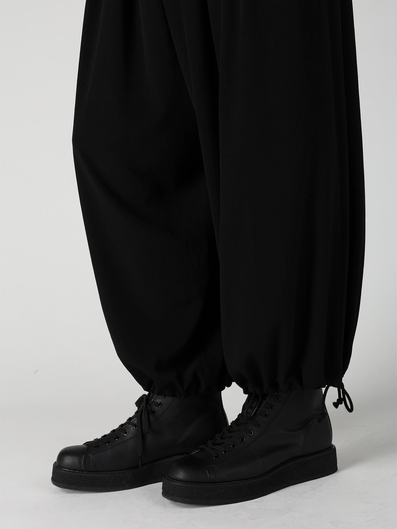 TA TUXEDO STANDAED BALLON PANTS