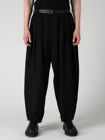 RANDOM STRIPE HEM TAB WIDE TUCK PANTS