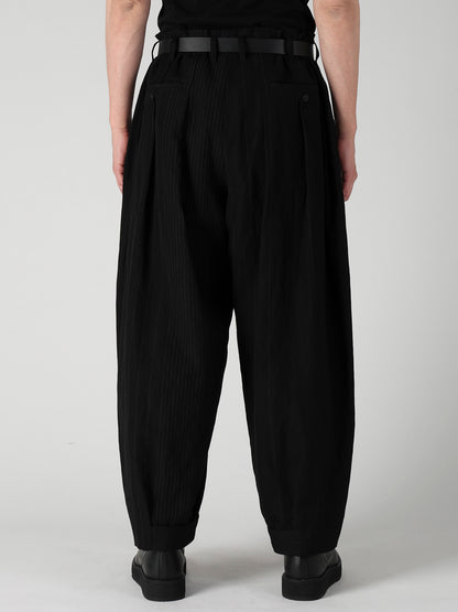 RANDOM STRIPE HEM TAB WIDE TUCK PANTS