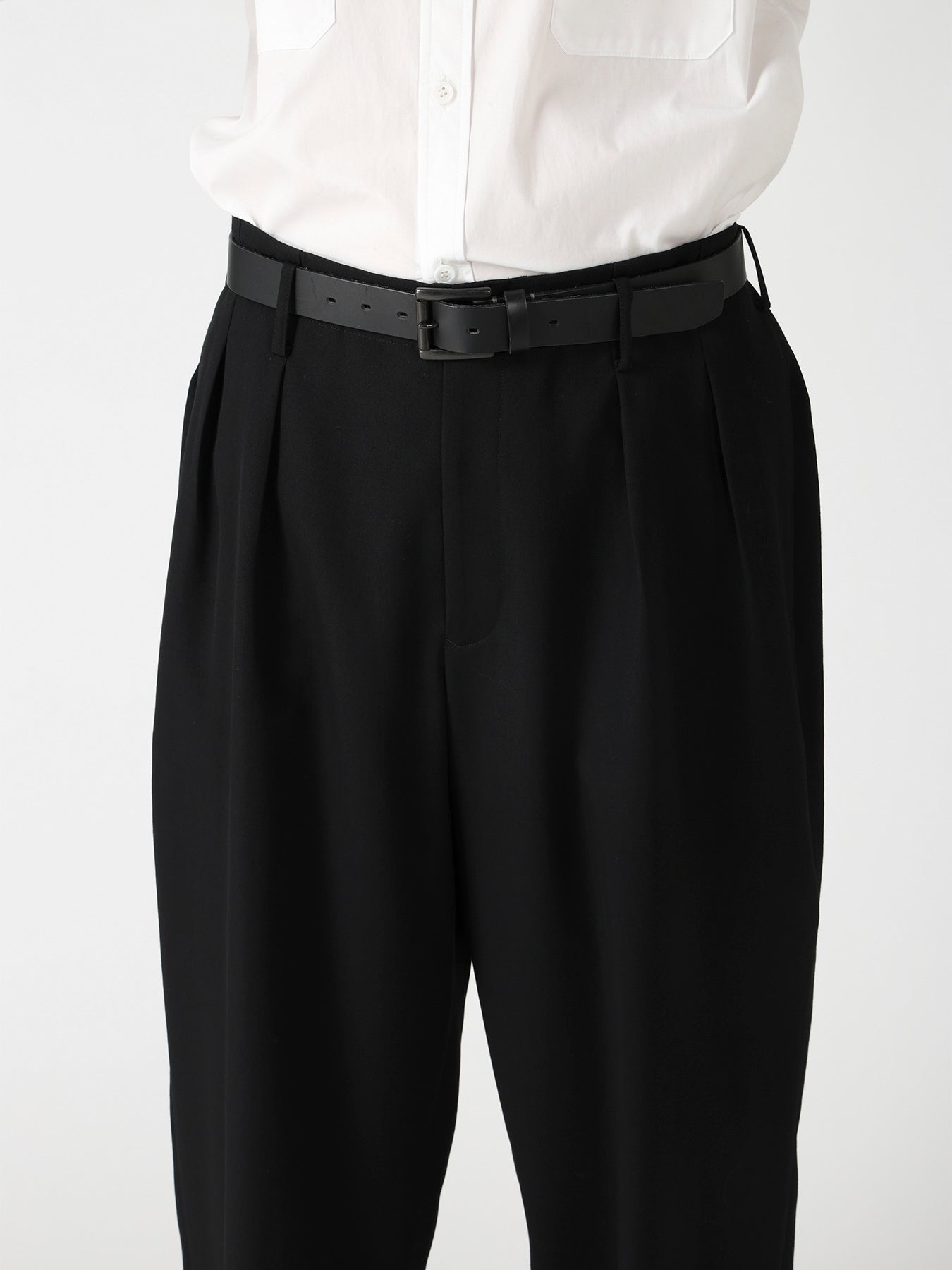 WOOL GABARDINE 2TUCKS SLIM PANTS
