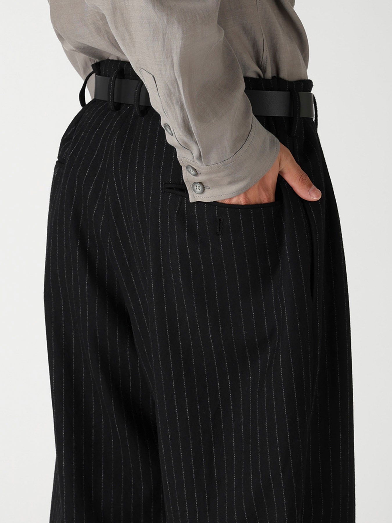 TOP STRIPE FLANNEL 2TUCKS SLIM PANTS