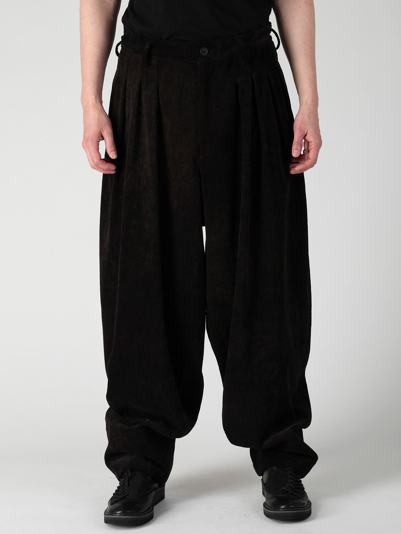 C/RY CORDUROY PIGMENT WASH STACKED HEM PANTS