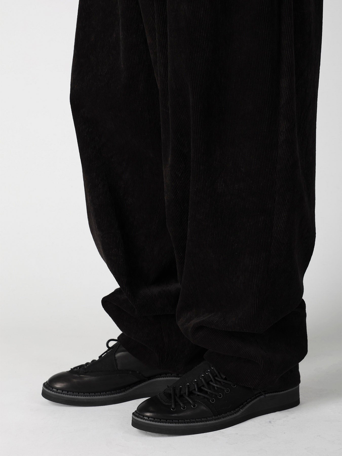 C/RY CORDUROY PIGMENT WASH STACKED HEM PANTS