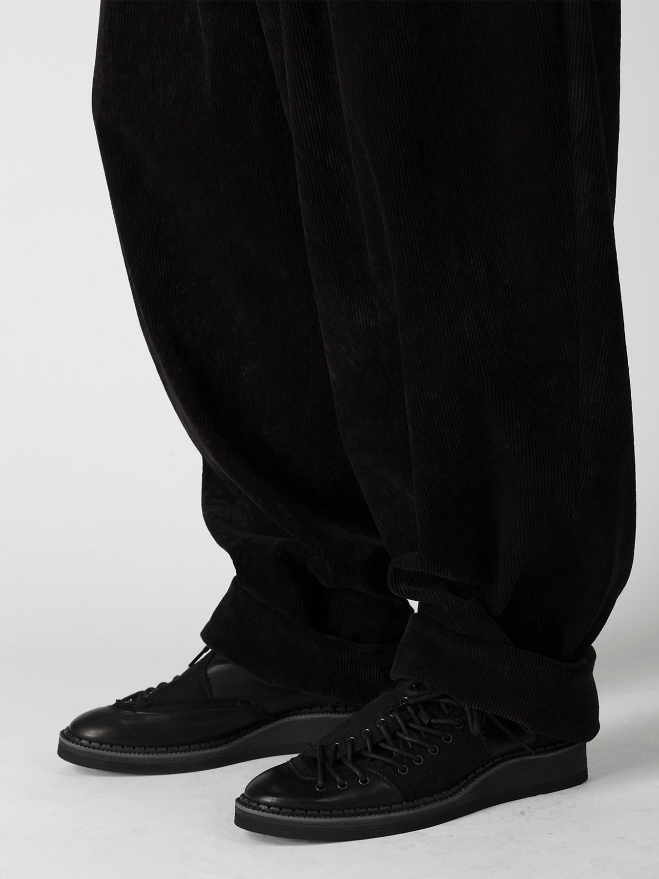 C/RY CORDUROY PIGMENT WASH STACKED HEM PANTS