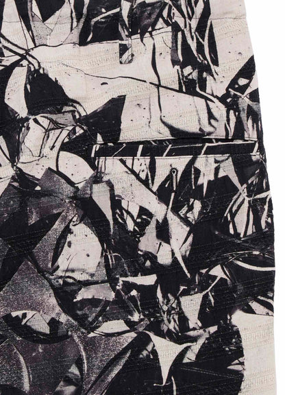 MONOCHROME SCRAP PATTERN PRINTED DRAWSTRING WAIST PANTS