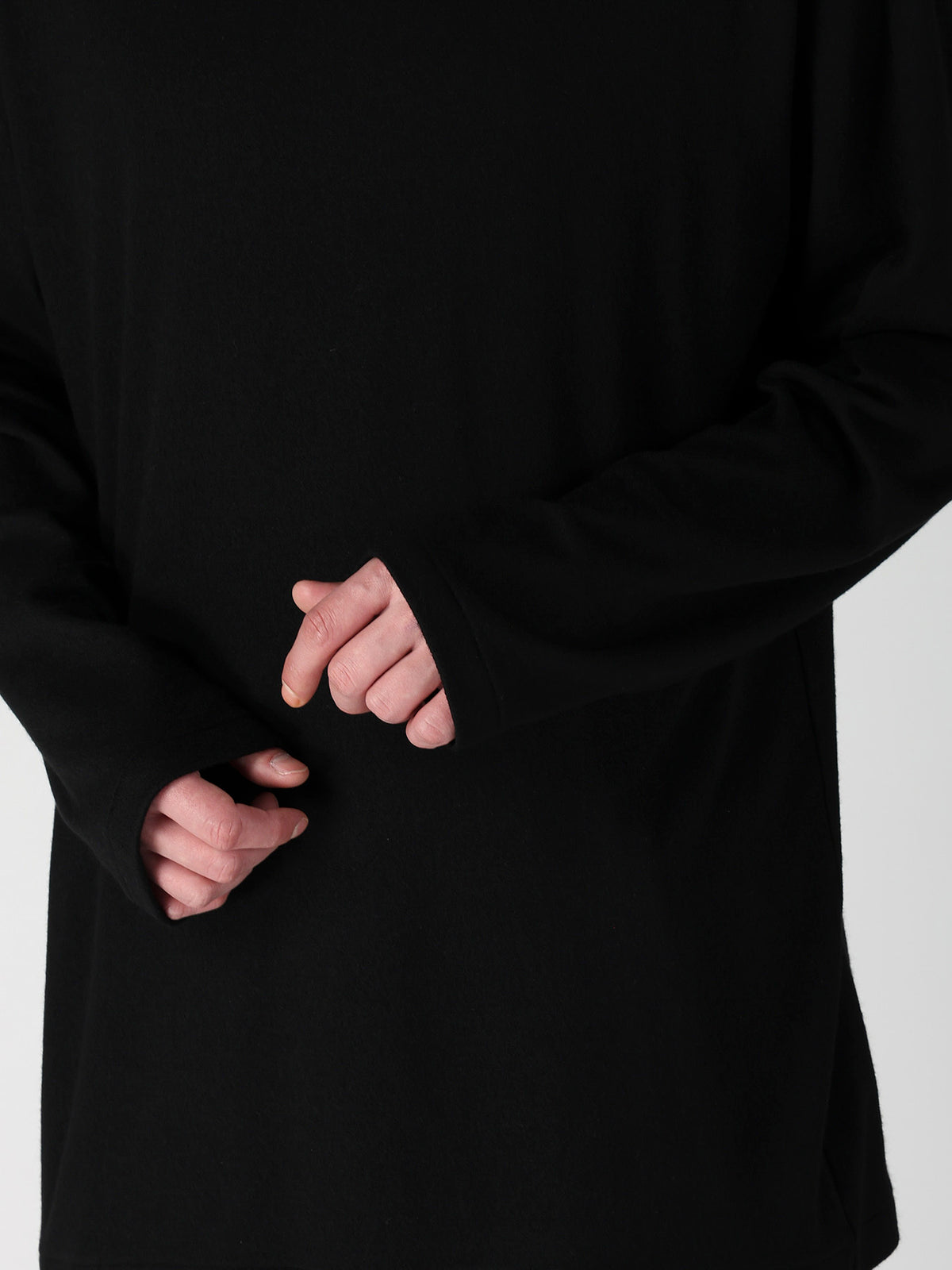 140S WOOL SINGLE JERSEY  ROUND NECK LONG SLV PO