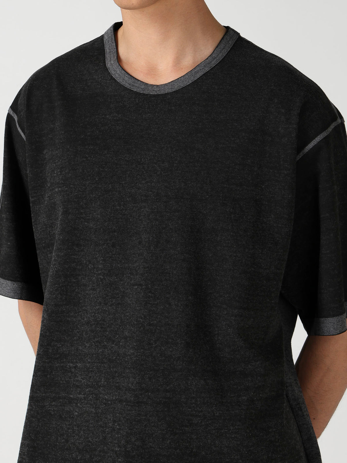 DENSE SINGLE JERSEY ROUND NECK SHORT SLV T