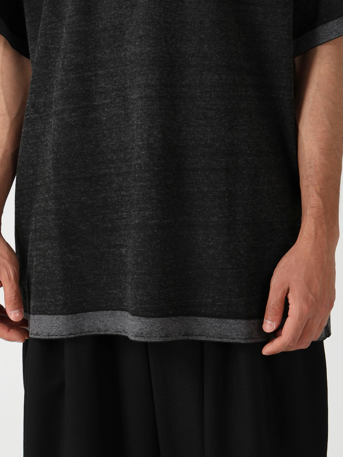DENSE SINGLE JERSEY ROUND NECK SHORT SLV T