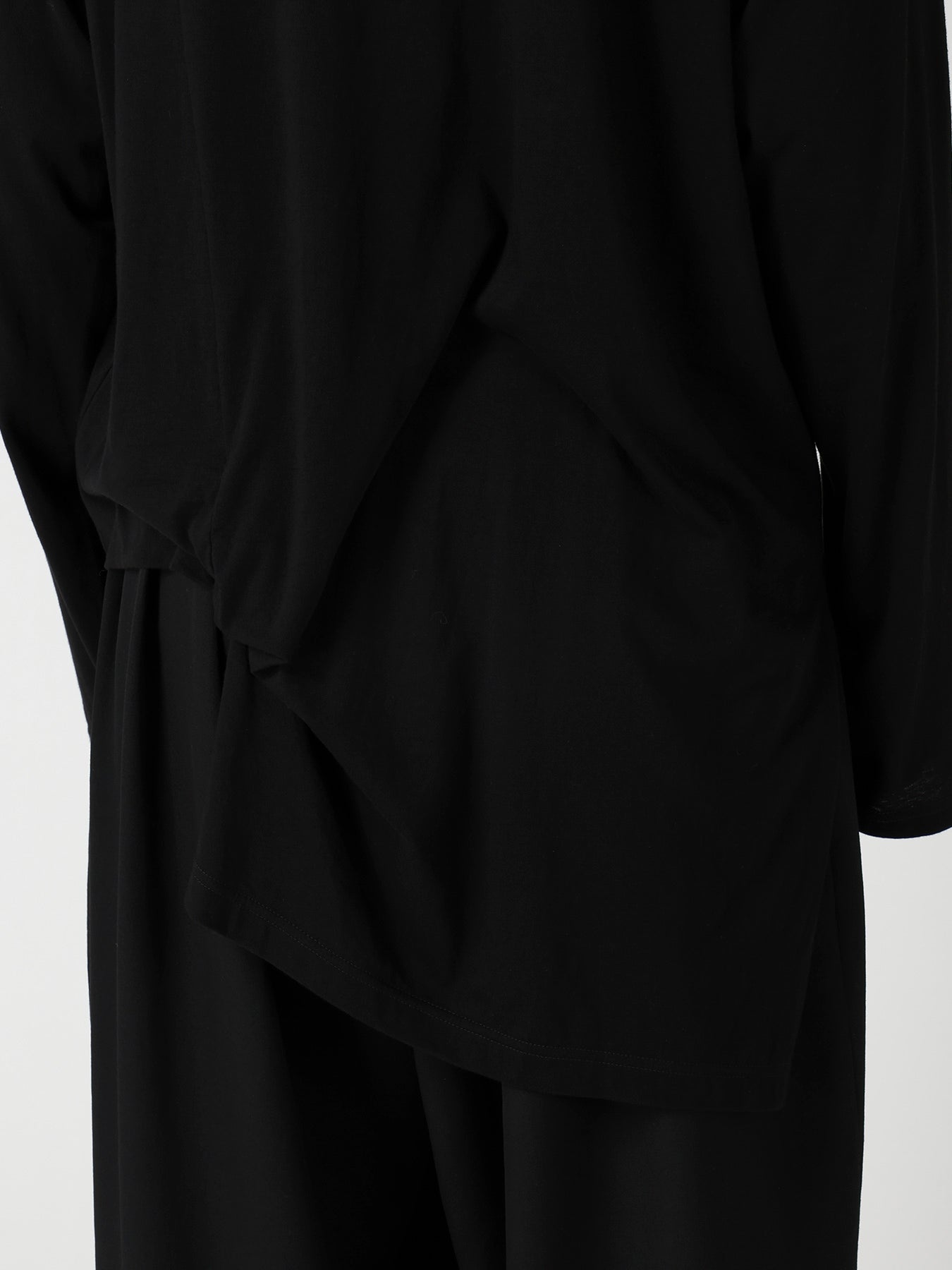 COTTON CASHMERE SINGLE JERSEY ASSYMETRY HEM LS TEE