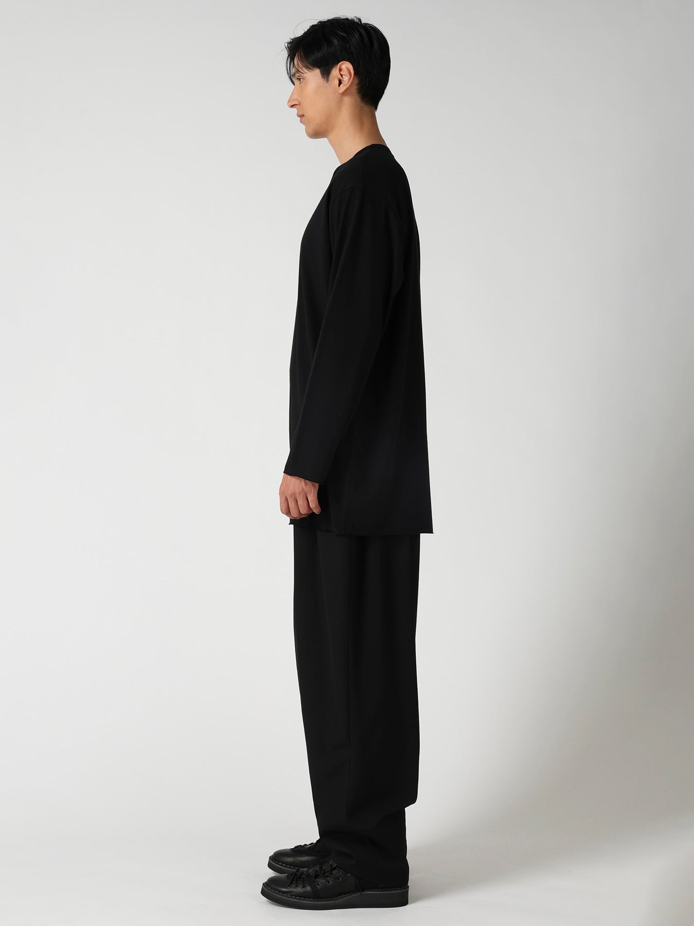 COTTON JERSEY SLIT ROUND NECK LONG SLV TEE