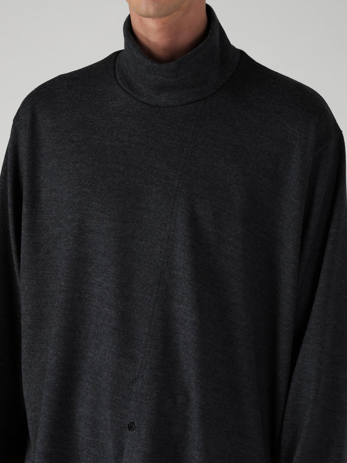MILLED SINGLE JERSEY RE DIAGONAL HIGH NECK LONG SLEEVE