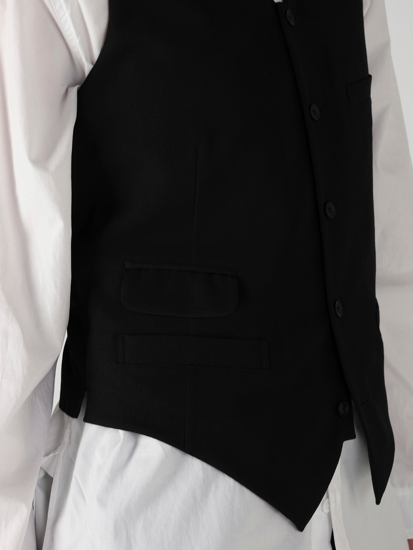 WOOL GABARDINE CHANGE POCKET VEST