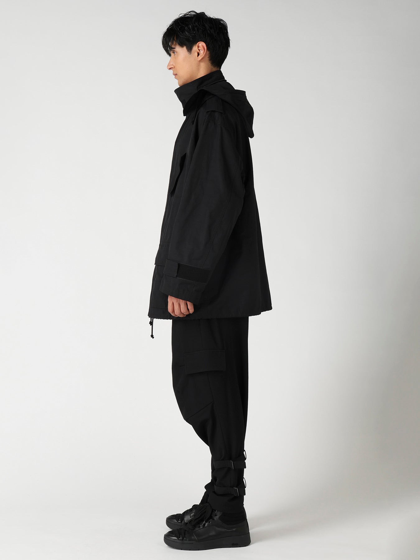 NY SPUN GABARDINE BLACK PACKABLE HOOD BLOUSON – THE SHOP YOHJI