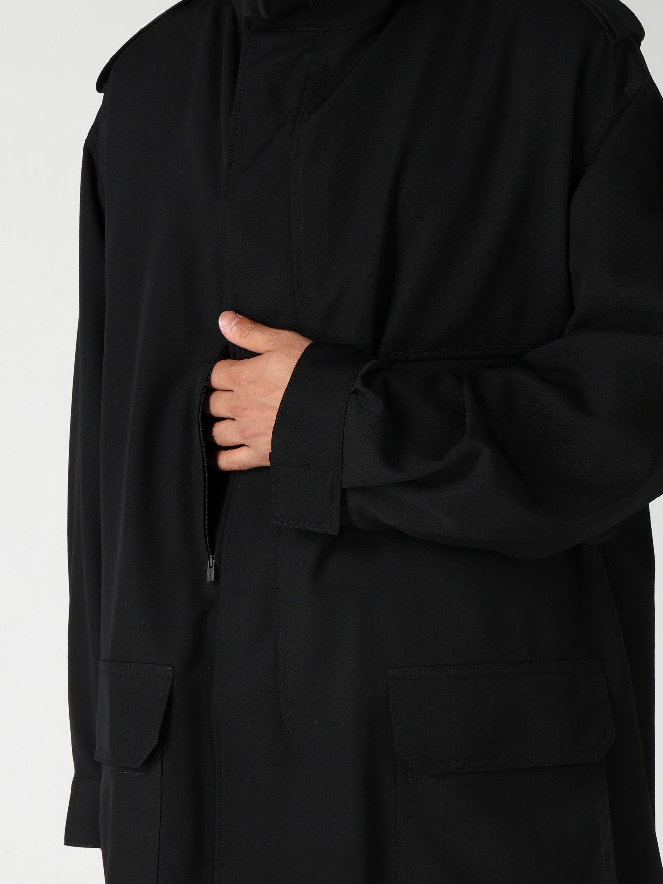WOOL GABARDINE PACKABLE HOOD BLOUSON