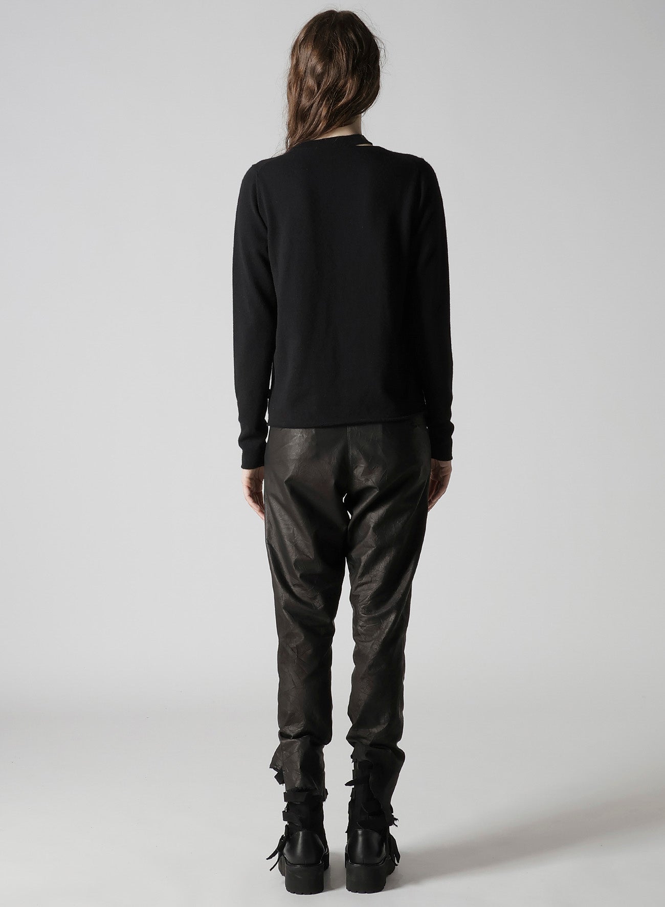 CASHMERE SINGLE JERSEY ROUND NECK SLIT KNIT
