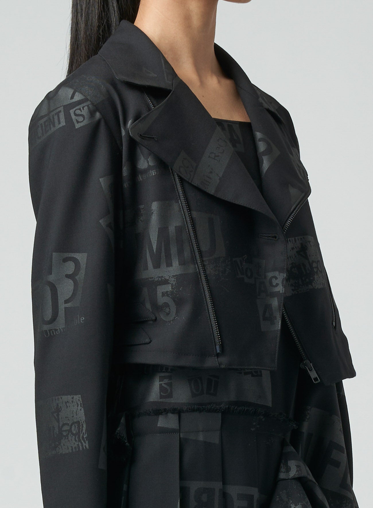 PRINTED SERGE CROPPED BIKER JACKET