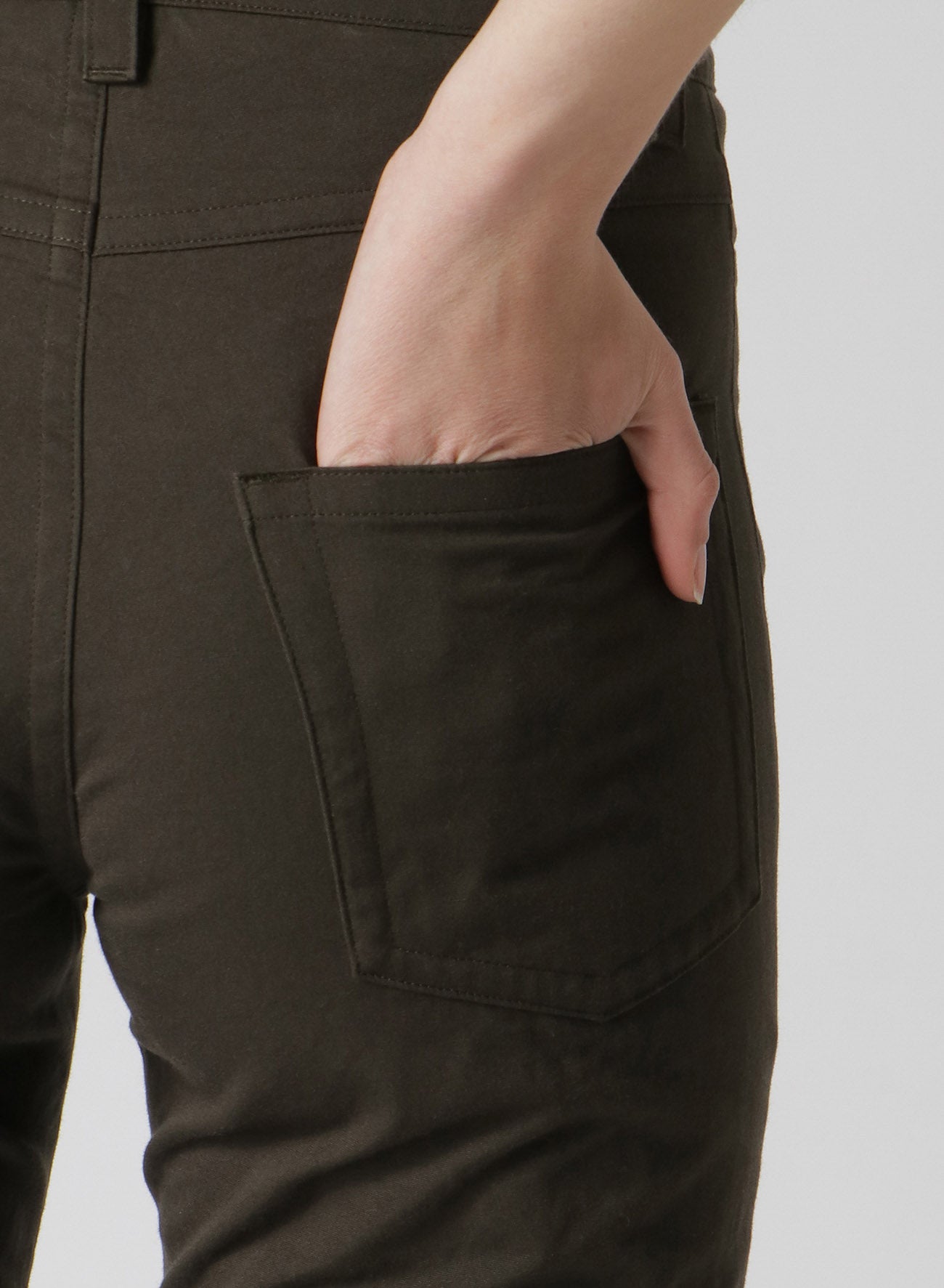 SLIM FIT PANTS WITH LEG ZIPPERS