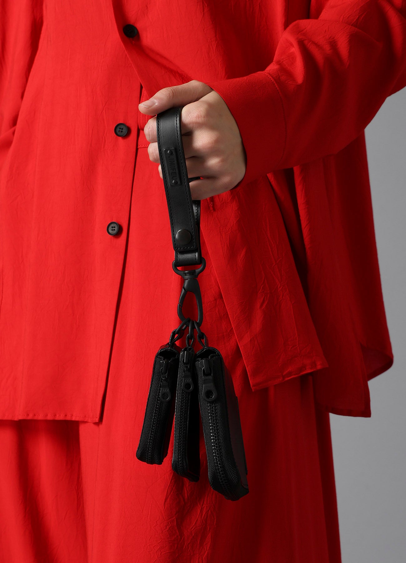 MATTE STEER LEATHER 3LAYERS POUCH – THE SHOP YOHJI YAMAMOTO
