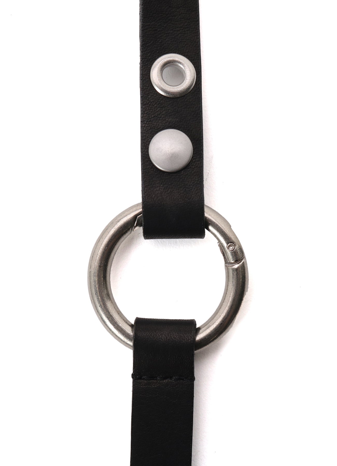 CLASSIC LEATHER  EYELET PHONE STRAP