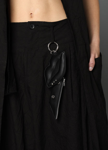 MATTE CHROME LEATHER  LIP SHAPED MIRROR SET