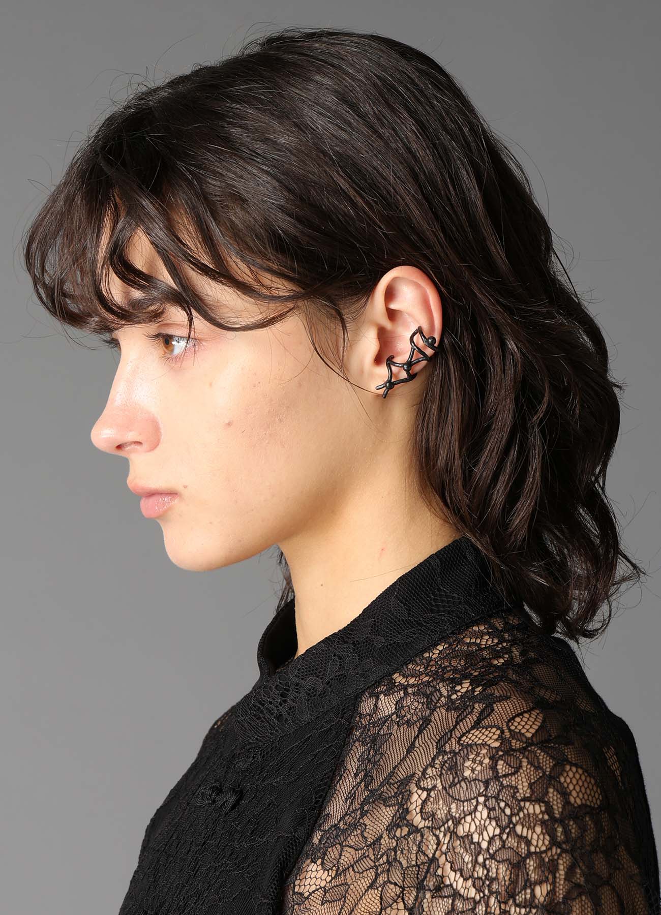 LINE TATTOO EAR CUFF A – THE SHOP YOHJI YAMAMOTO