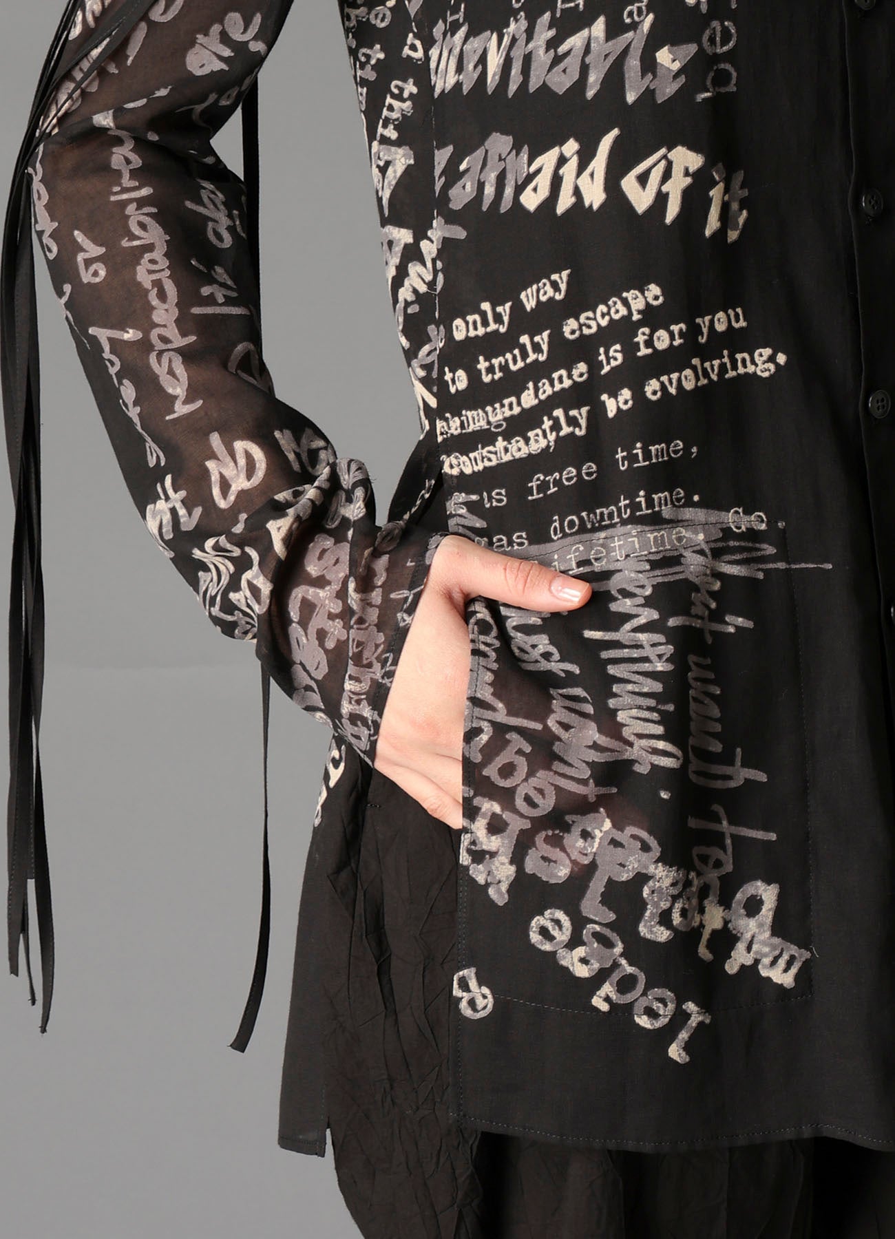 MESSAGES PT STRINGS BLOUSE A