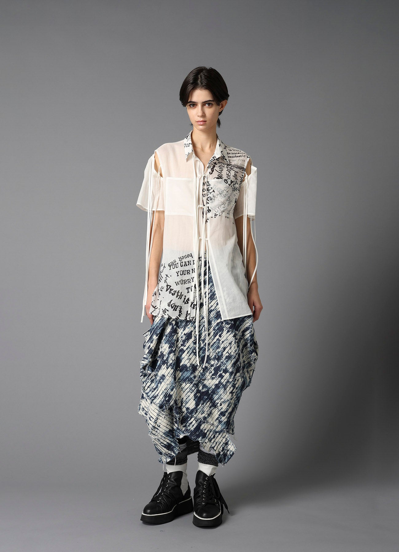 MESSEAGES PT STRINGS BLOUSE B