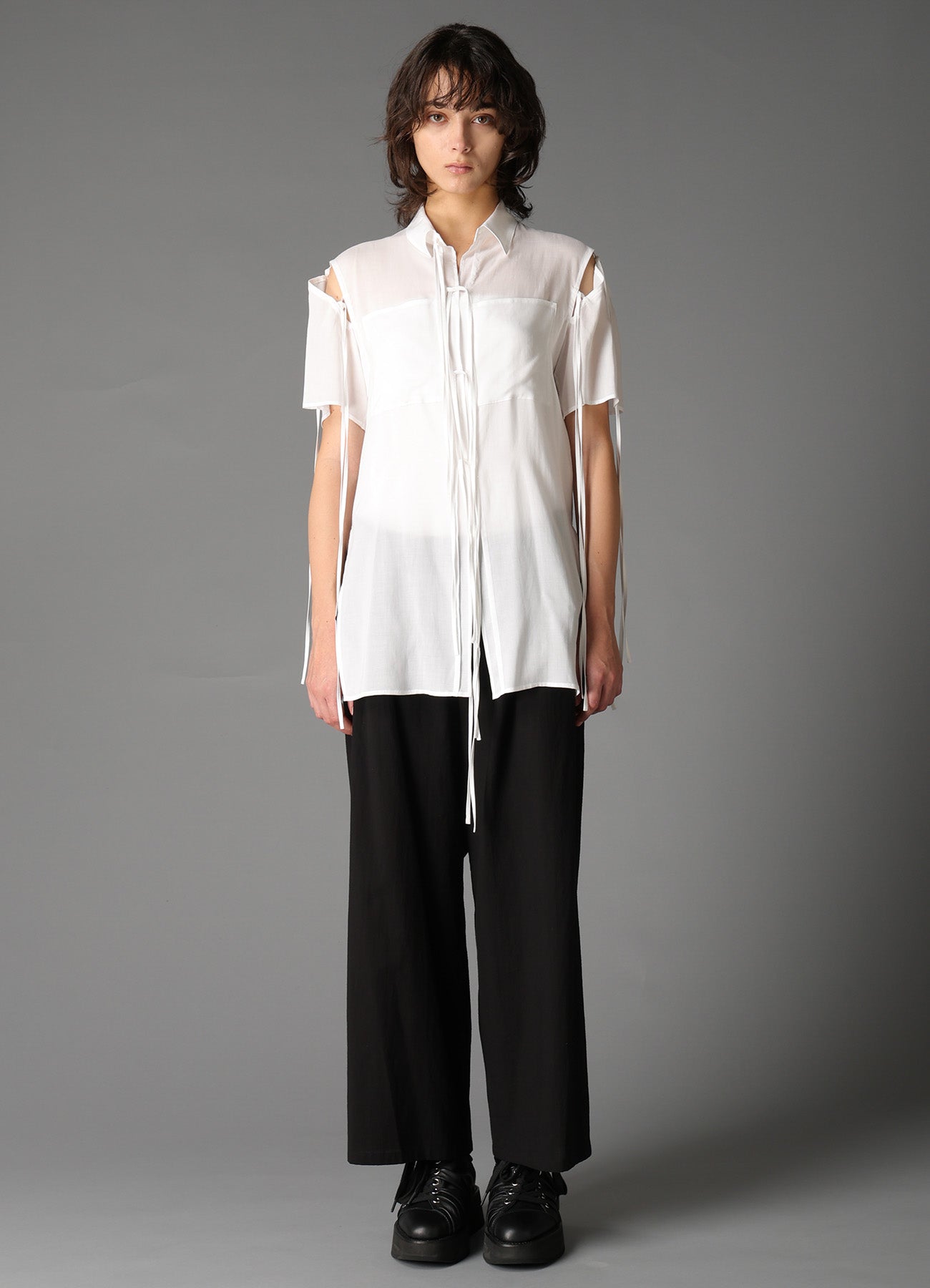 SOFT LAWN STRINGS BLOUSE B