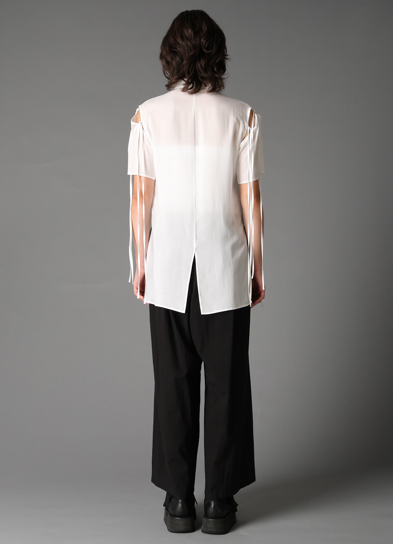 SOFT LAWN STRINGS BLOUSE B