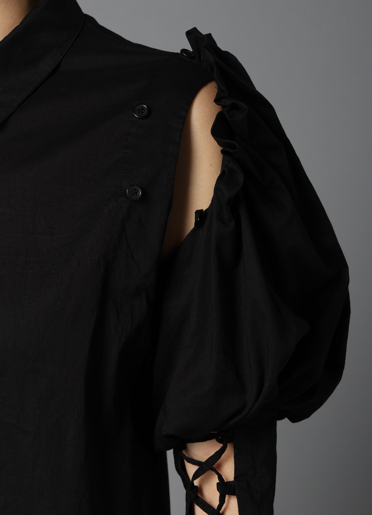 LAWN LACE UP SLEEVE BLOUSE