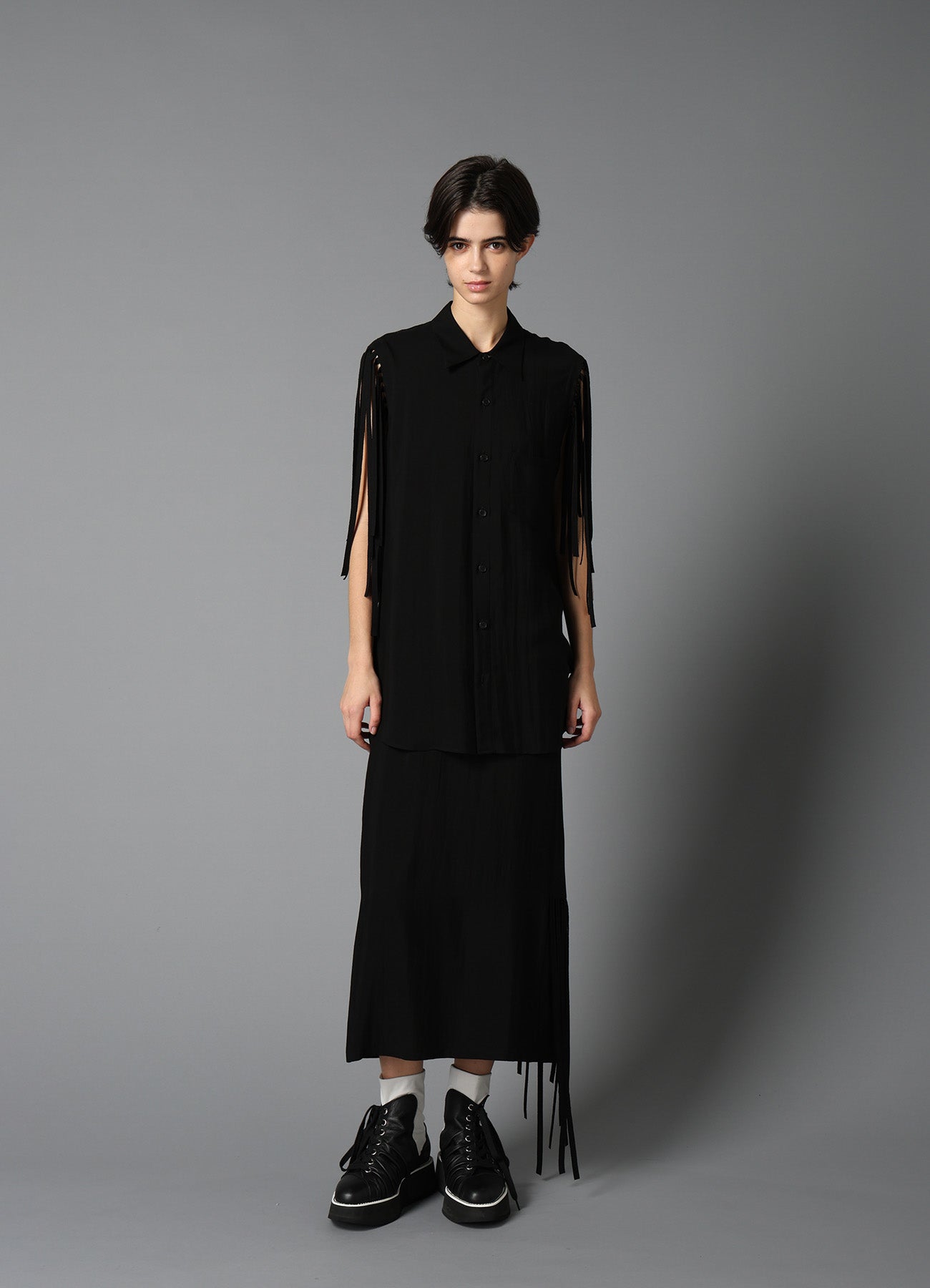 HIGH TWISTED GABARDINE FRINGE BLOUSE