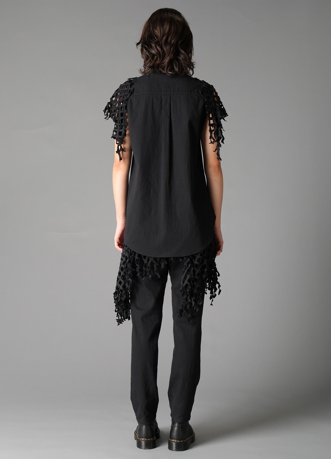 BLACK DENIM DESIGNED SLEEVE BLOUSE B