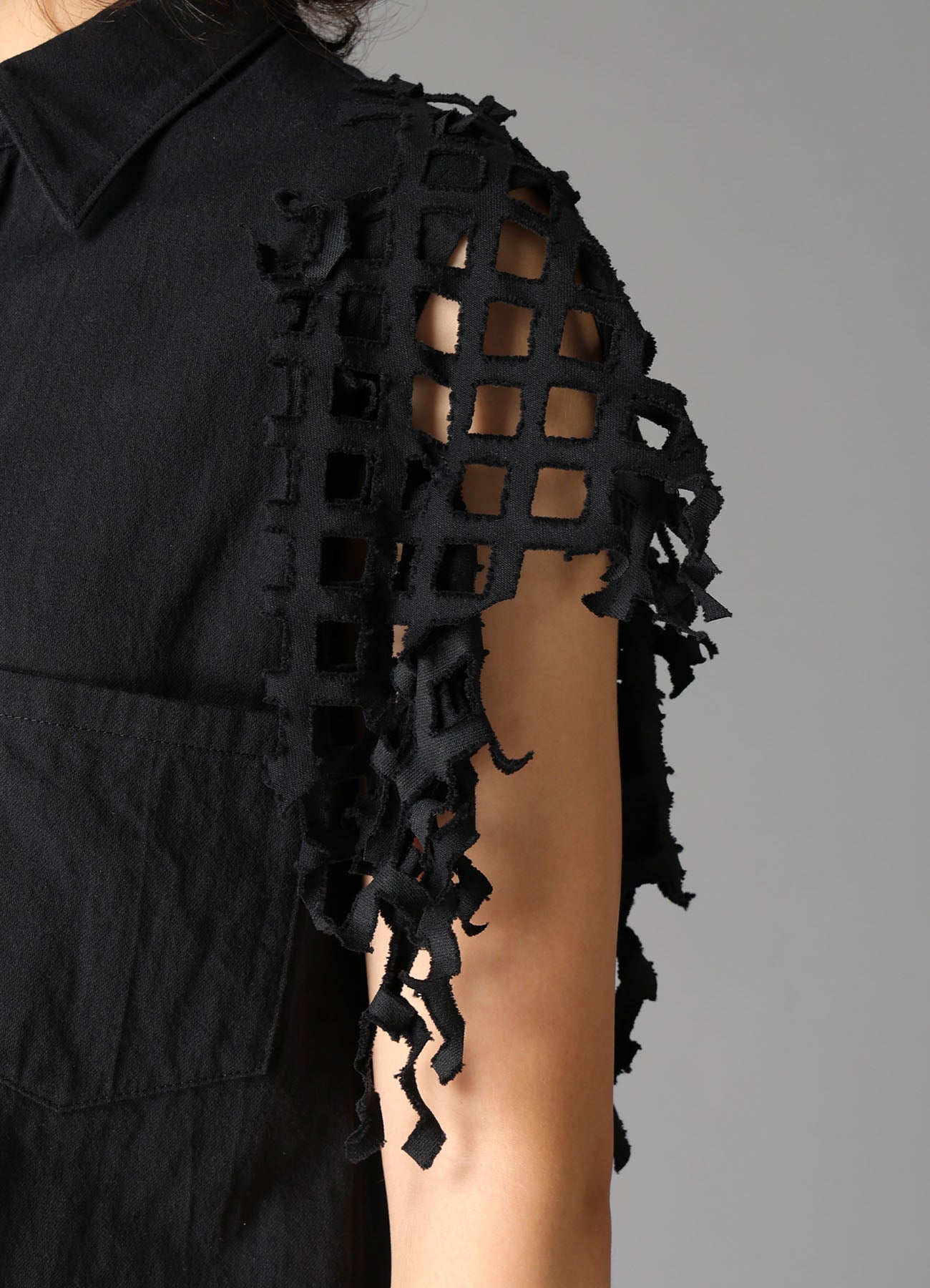 BLACK DENIM DESIGNED SLEEVE BLOUSE B