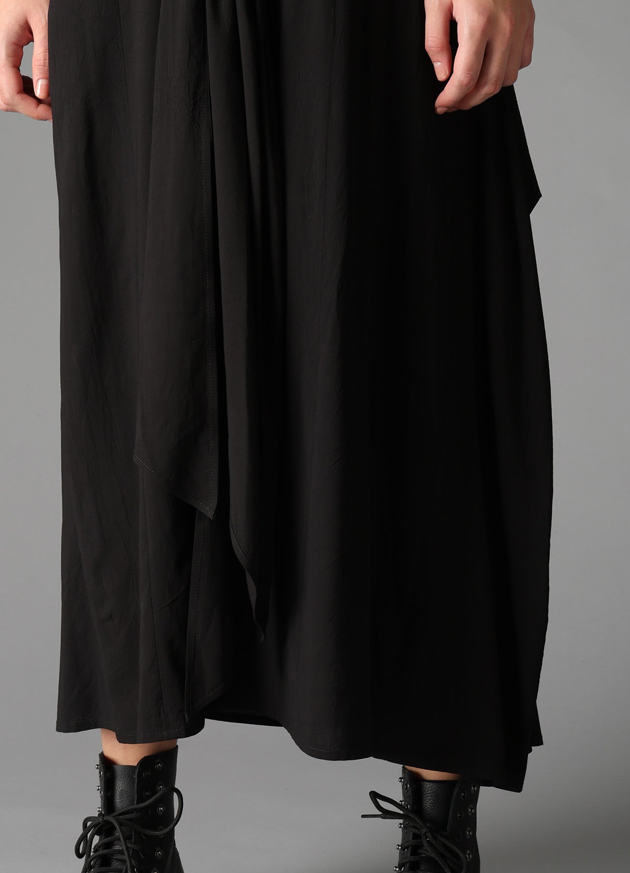 RY/ WRINKLED LAWN TWISTED DRESS A