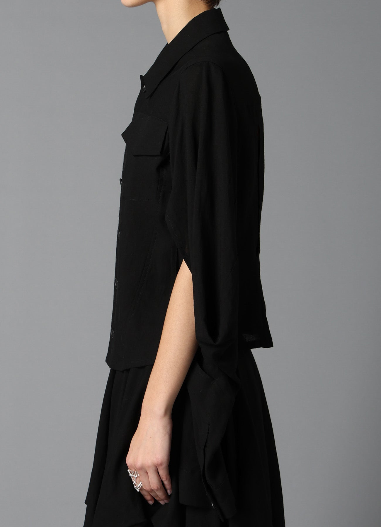 CELLULOSE/ LINEN LAWN DESIGNED SLEEVE JACKET A