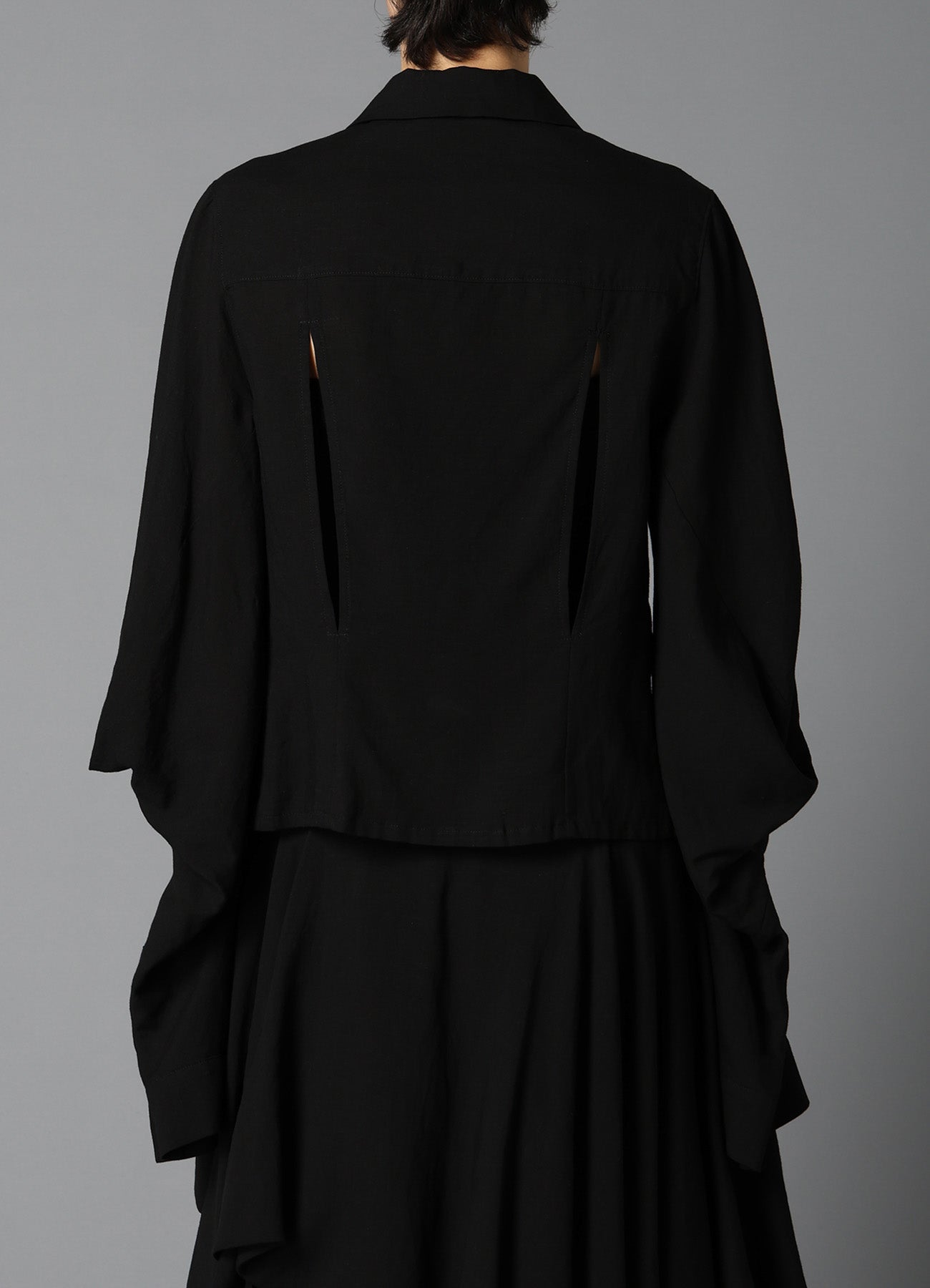 CELLULOSE/ LINEN LAWN DESIGNED SLEEVE JACKET A