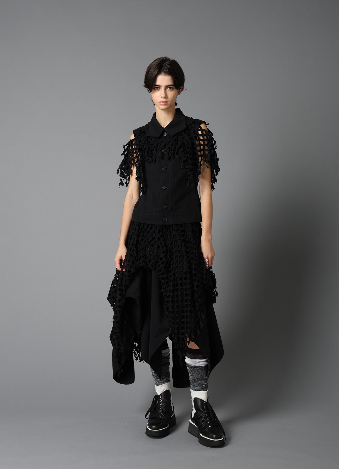 BLACK DENIM DESIGNED PANEL JACKET