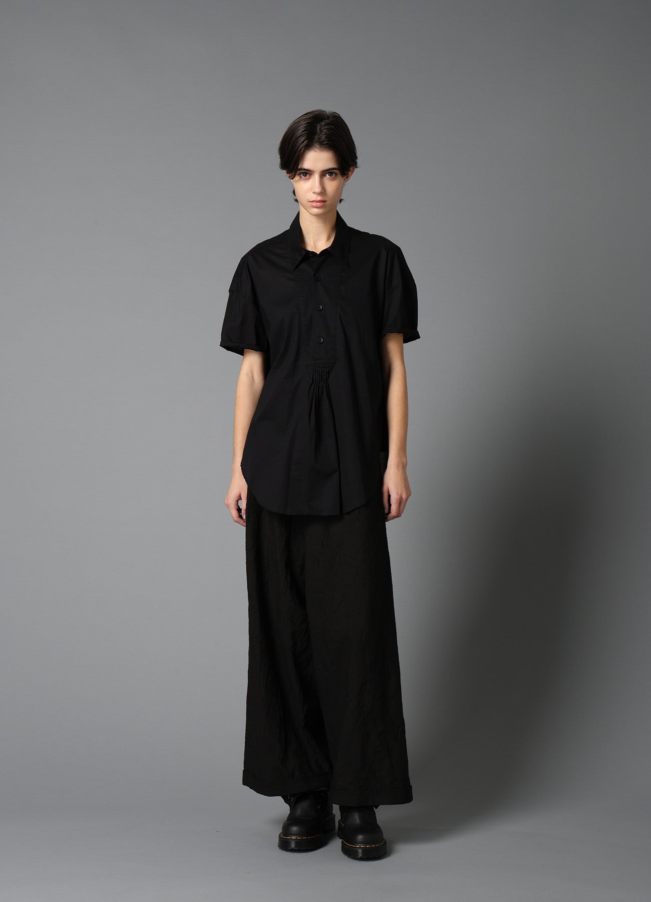 WRINKLED TYPEWRITER MACKIN WIDE PANTS