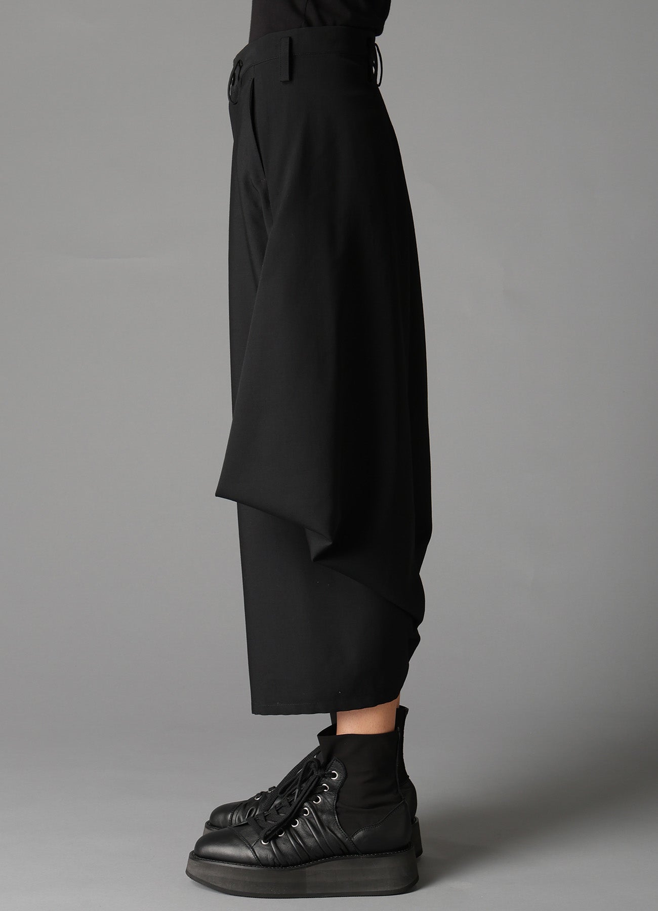 W/GABARDINE BIG TUCK PANTS B