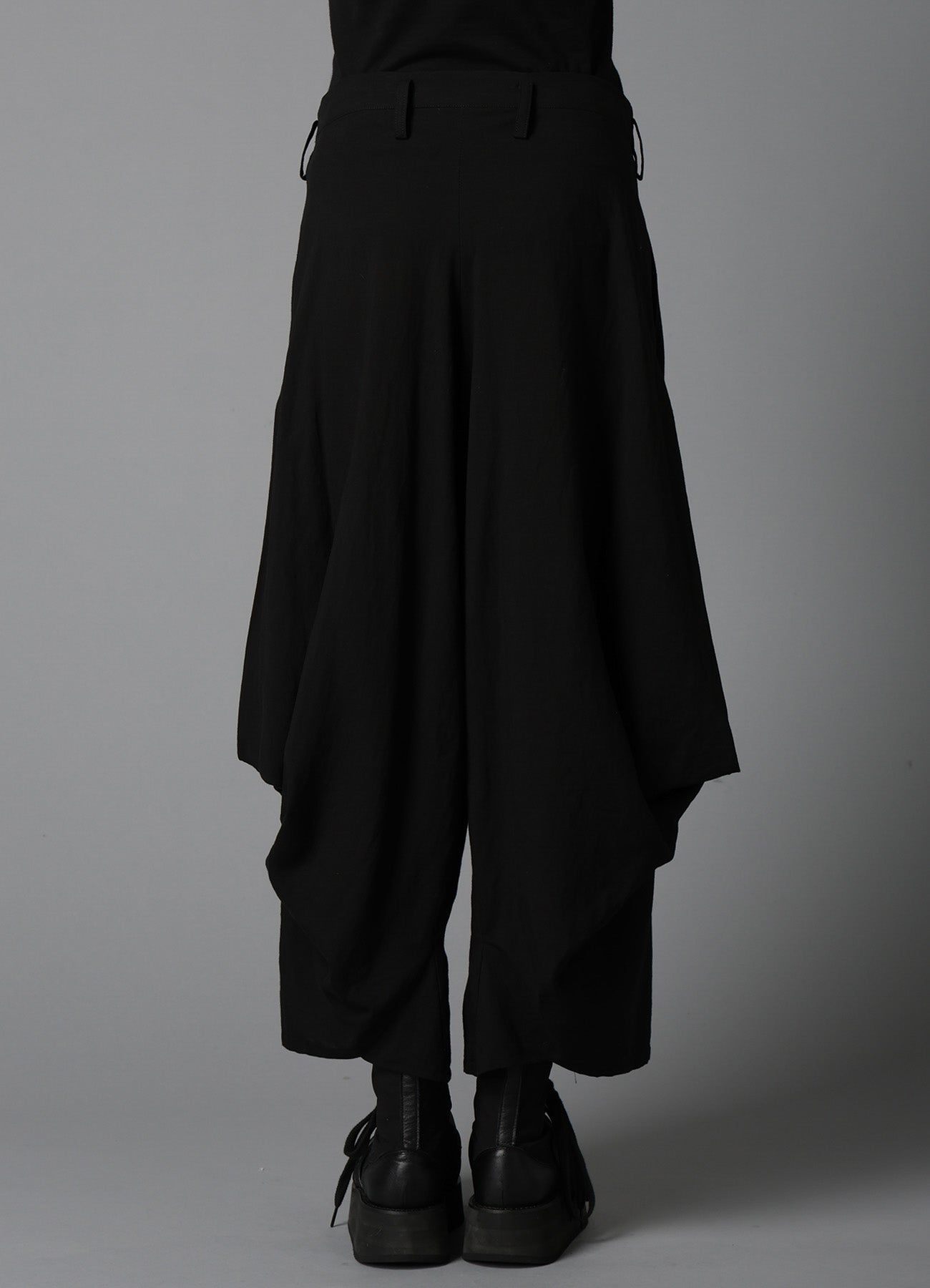 CELLULOSE/ LINEN LAWN BIG TUCK PANTS B